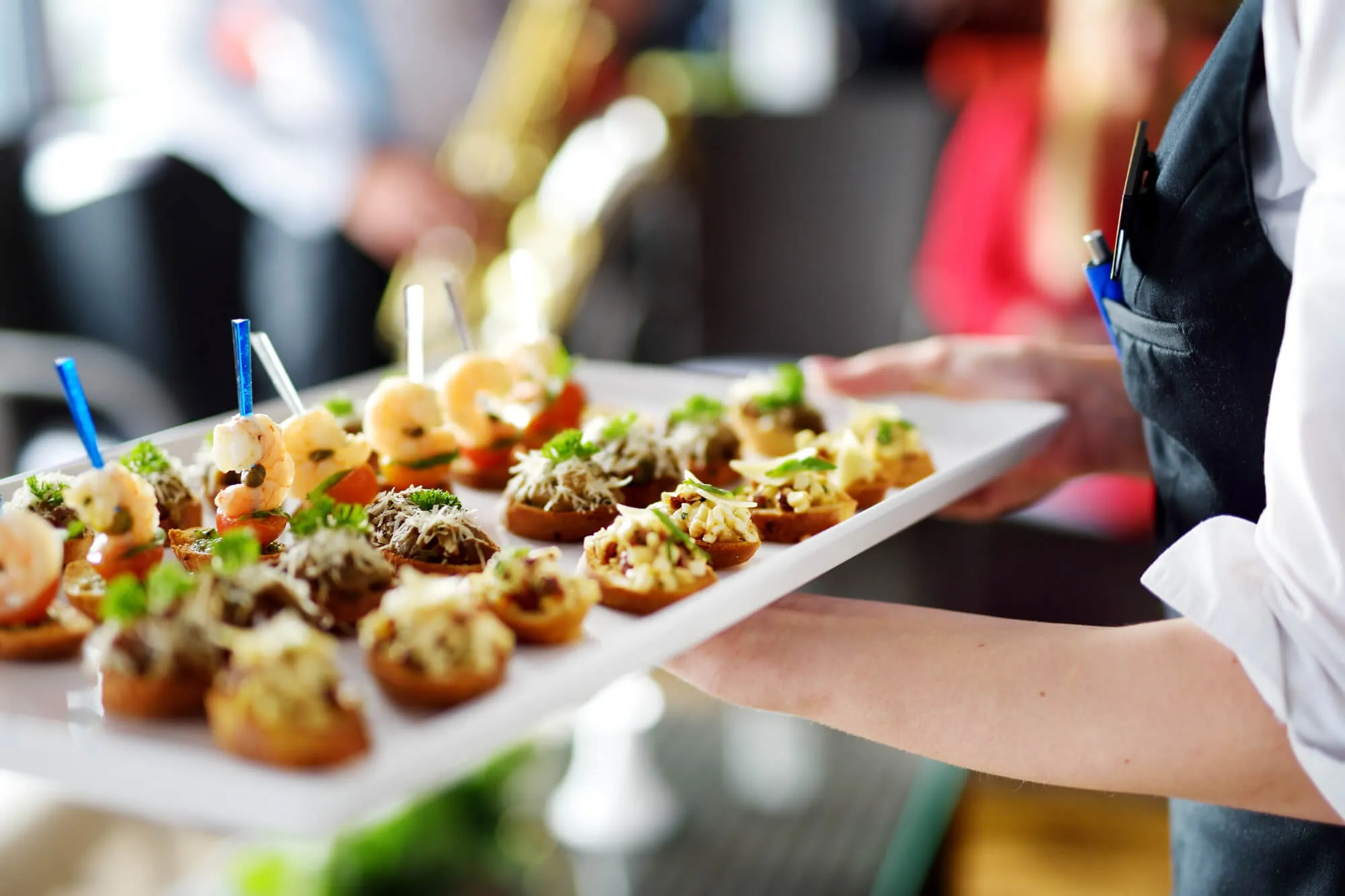 Catering Service – Fingerfood wird serviert